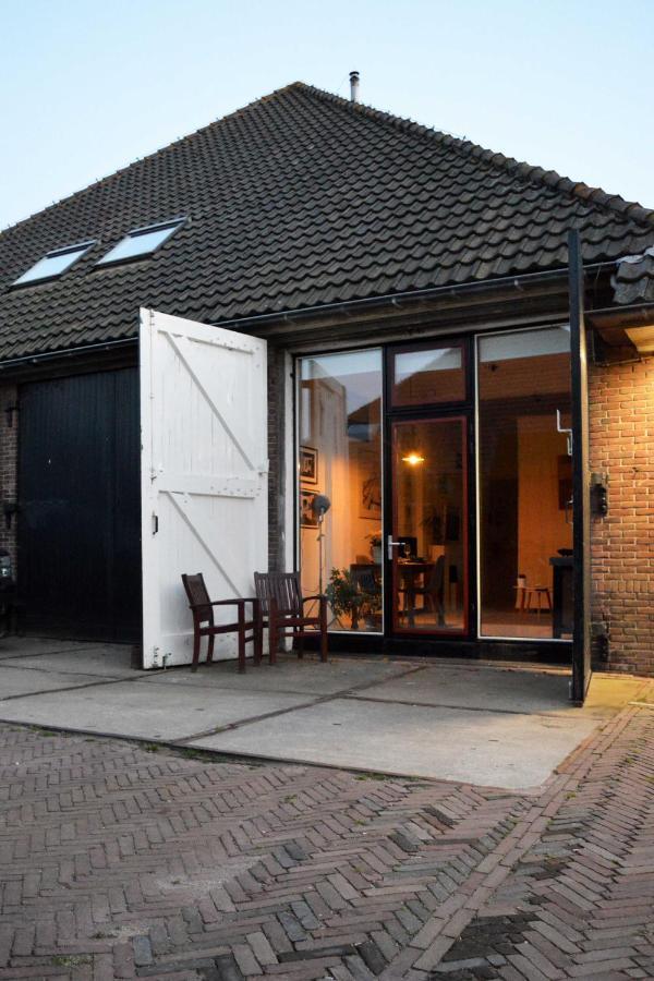 Studio Blank - A Night In The Gallery Den Oever Extérieur photo